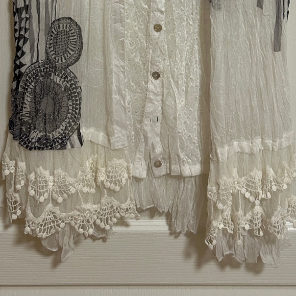 LIKE NEW! Women's Elena Wang Sheer Boho Layered Top - MEDIUM - Picture 3 of 13